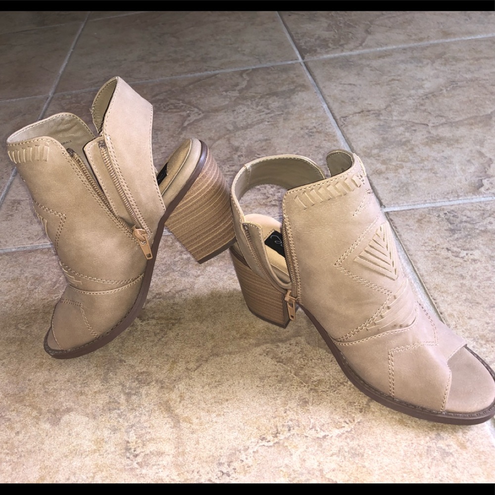 David Aaron Open Toe Booties - image 7